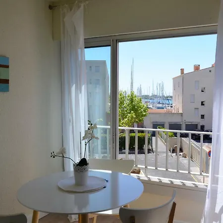 Studio Centre Port Агд